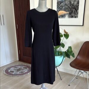 St. John Elegant caviar  Black Dress
